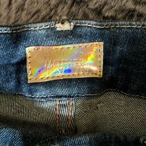 Mother looker ankle fray size 28 gently worn